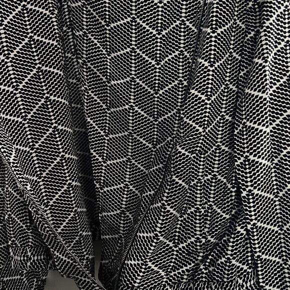 Roz & Ali Women's Jacket Large Black & White Elastic Waist - Picture 10 of 11